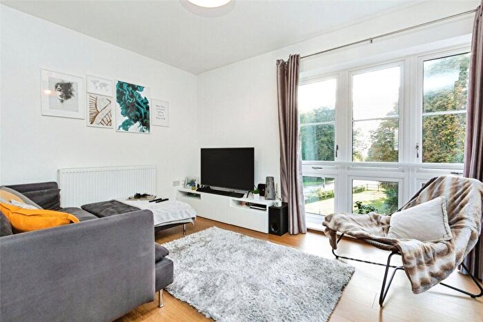 1 Bedroom Flat To Rent In Darley House, Rooksdown Avenue, Basingstoke, RG24