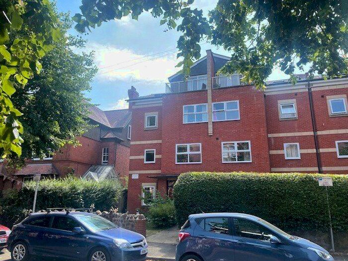 1 Bedroom Flat To Rent In Shrubbery Avenue, Worcester, Worcestershire, WR1