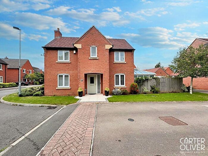 3 Bedroom Detached House For Sale In Bluebell Place, Lutterworth, LE17