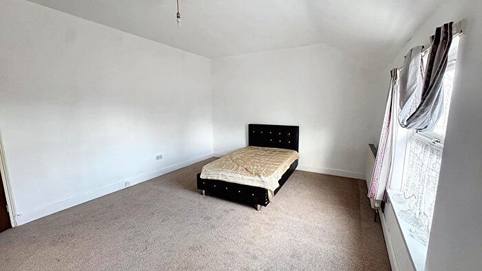 1 Bedroom Semi-Detached House To Rent In Murdock Road, Birmingham, B21