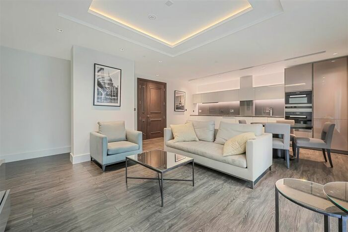 2 Bedroom Flat To Rent In Radnor Terrace, London, W14