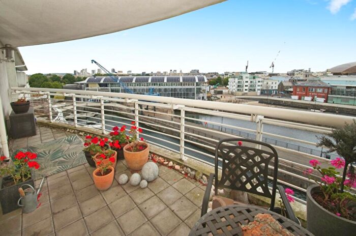 1 Bedroom Flat For Sale In Havannah Street, Cardiff, Caerdydd, CF10