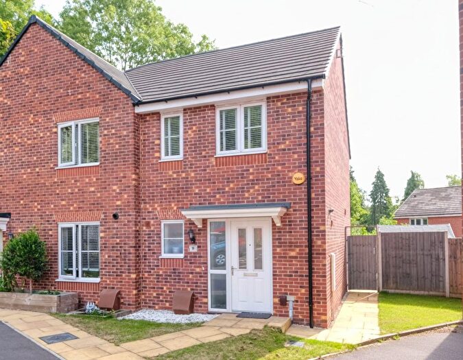 2 Bedroom Semi-Detached House For Sale In Hawker Close, Birmingham, B31