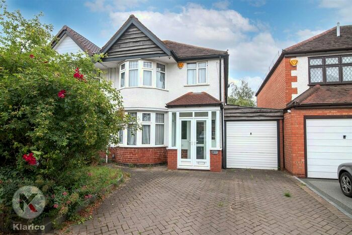 3 Bedroom Semi-Detached House To Rent In Fox Hollies Road, Acocks Green, Birmingham, B27