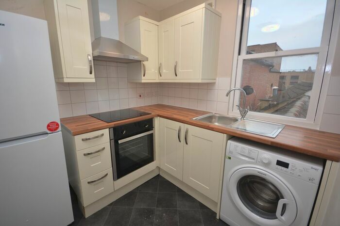 1 Bedroom Maisonette To Rent In Baddow Road, Chelmsford CM2