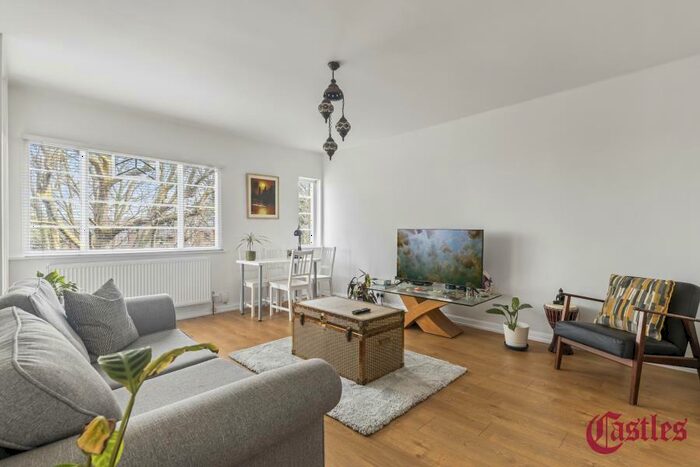 1 Bedroom Apartment To Rent In Broadlands, Highgate, N6