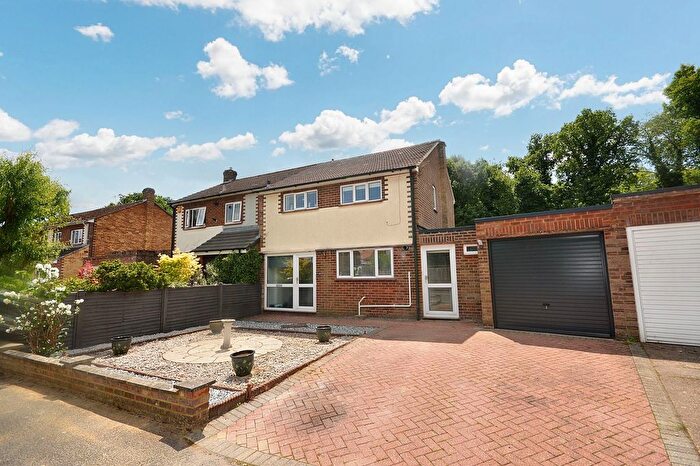 3 Bedroom Semi-Detached House To Rent In Longview, Beaconsfield, HP9