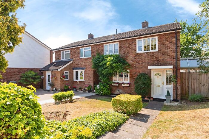 3 Bedroom Semi Detached House For Sale In Raleigh Crescent, Stevenage, SG2