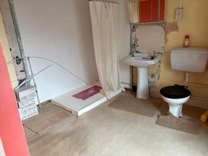 2 Bedroom Semi-Detached House For Sale In High Street, Ynysybwl, Pontypridd, Rhondda Cynon Taff, CF37