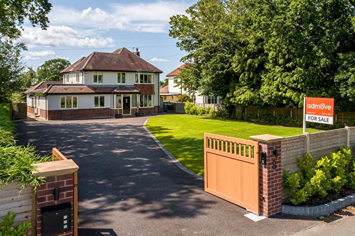 5 Bedroom Property For Sale In Agden Park Lane, Lymm, WA13