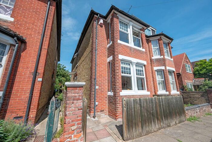 3 Bedroom Semi-detached House For Sale In Mandeville Road, Canterbury, CT2