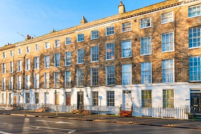 5 Bedroom Terraced House To Rent In The Steyne, Worthing, BN11