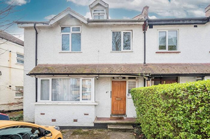 1 Bedroom Flat To Rent In St Augustines Avenue, South Croydon, CR2