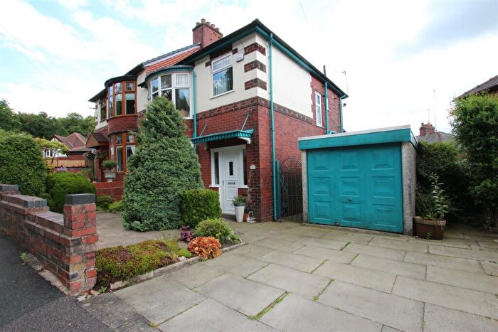 3 Bedroom Semi-Detached House For Sale In Hazelwood Road, Bolton, BL1