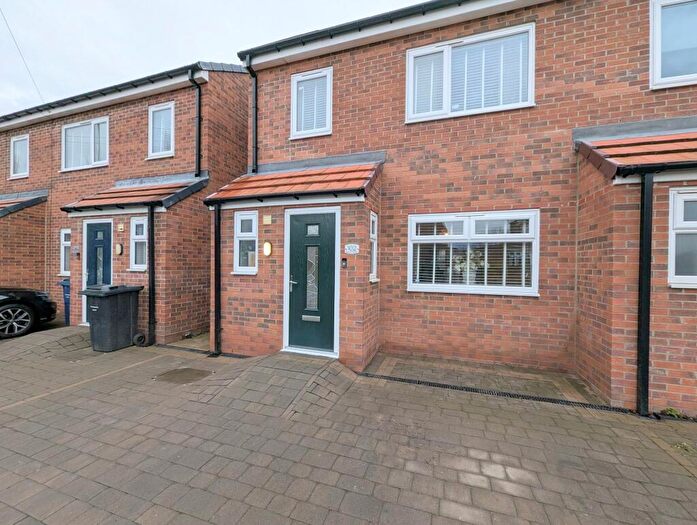 3 Bedroom Semi Detached House For Sale In Black Road, Hebburn, NE31