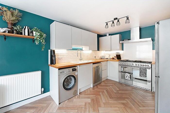 4 Bedroom Terraced House For Sale In Addis Close -, NN15