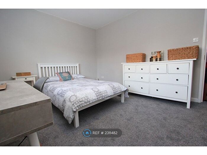 5 Bedroom Terraced House To Rent In Thackeray Road, Southampton, SO17