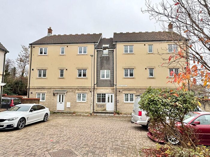 2 Bedroom Flat For Sale In Bellflower Close, Moorland Reach, Plymouth, PL6