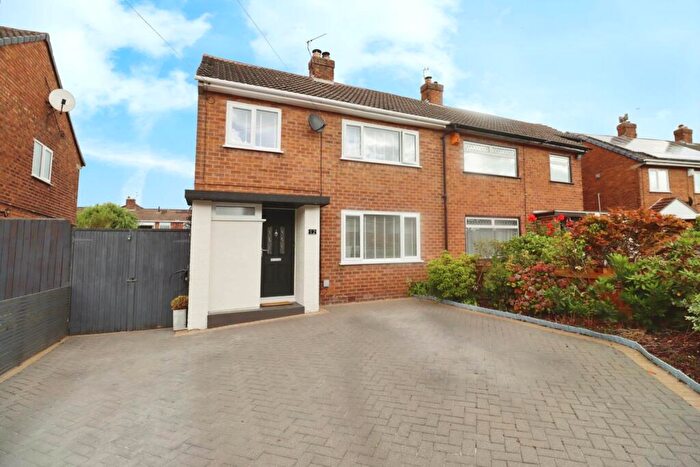 3 Bedroom Semi-Detached House For Sale In Prenton Dell Avenue, Prenton, CH43