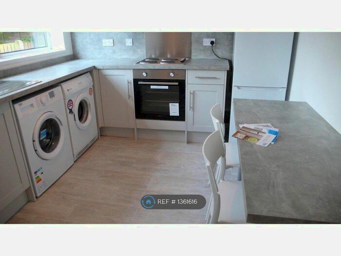 2 Bedroom Flat To Rent In Radbourne Street, Derby, DE22