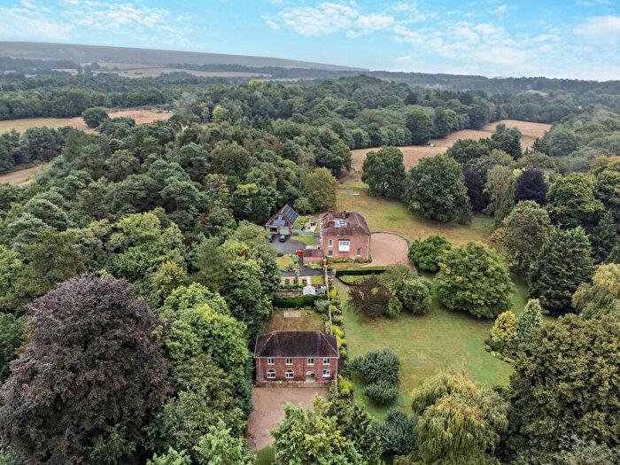 8 Bedroom Detached House For Sale In St. Vincents Lane, Addington, West Malling, Kent, ME19