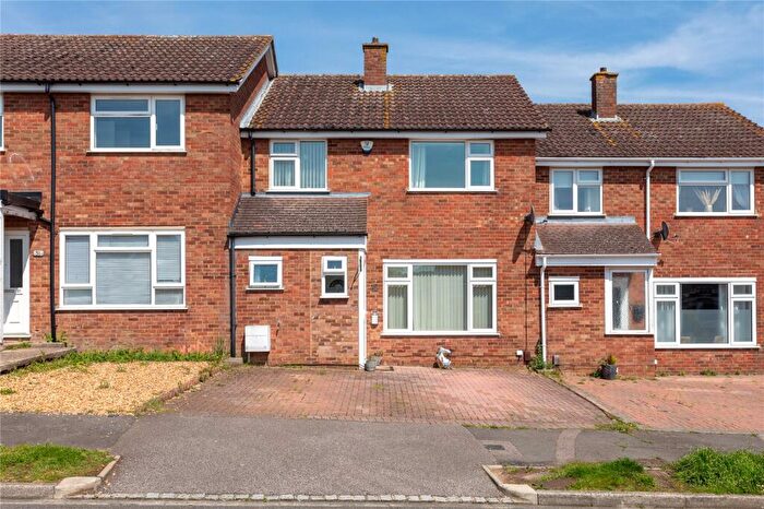 3 Bedroom Terraced House For Sale In Kings Road, Maulden, Bedfordshire, MK45