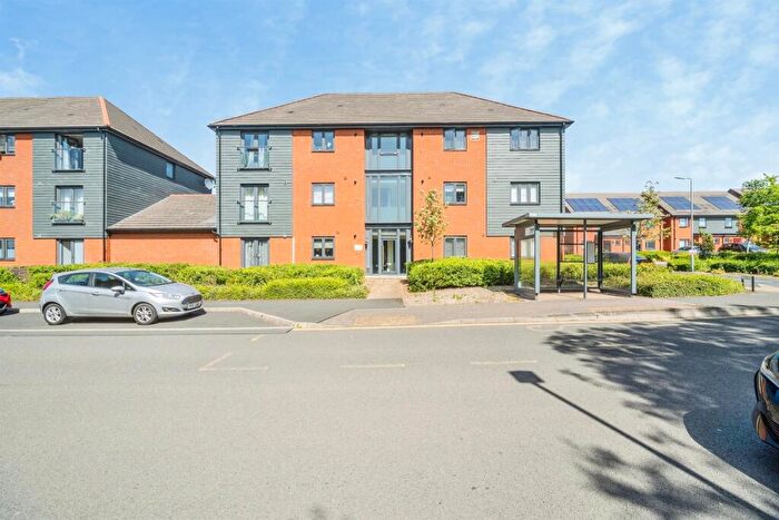 2 Bedroom Apartment For Sale In Suffolk Punch Close, Heelands, Milton Keynes, MK13
