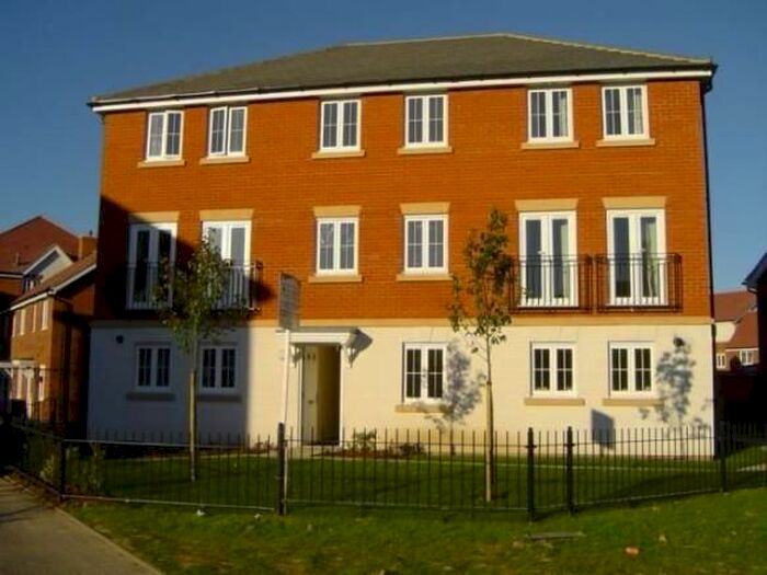 4 Bedroom Terraced House To Rent In Dragon Road, Hatfield, AL10