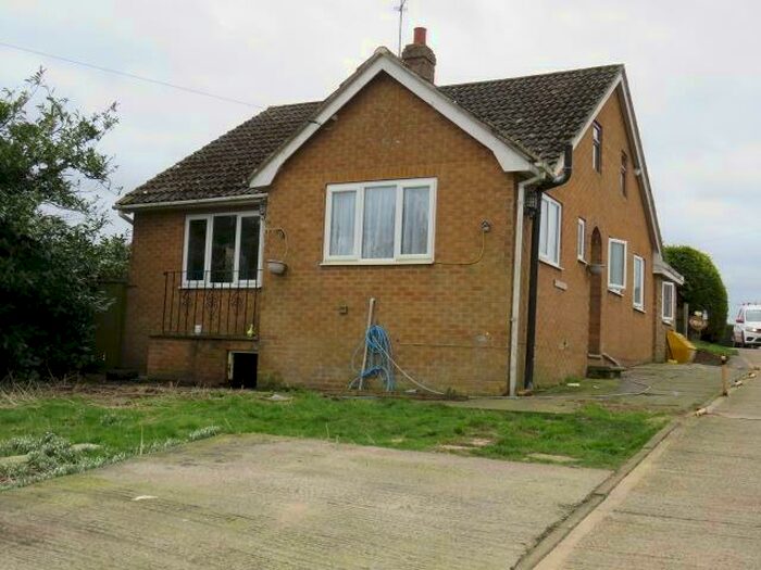 3 Bedroom Detached Bungalow For Sale In Partney Road, Sausthorpe, Spilsby, PE23