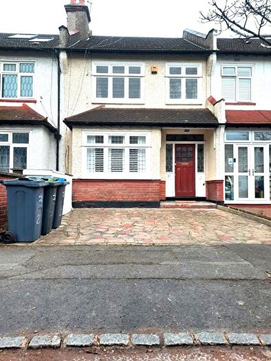 3 Bedroom Terraced House To Rent In Beechwood Avenue, Thornton Heath, CR7