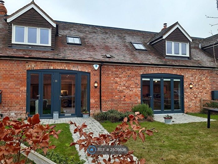 5 Bedroom Semi-Detached House To Rent In James Farm, Grazeley Green, Reading, RG7