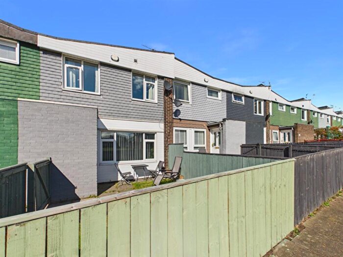3 Bedroom Terraced House For Sale In Ashford, Gateshead, NE9
