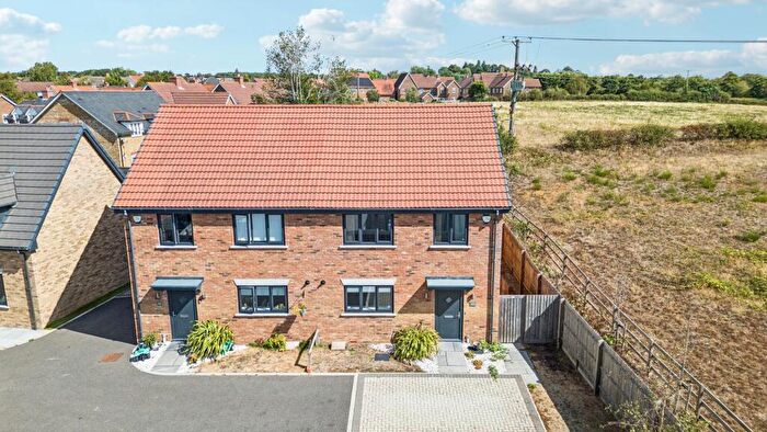 3 Bedroom Property For Sale In Moor Lane, Maulden, MK45