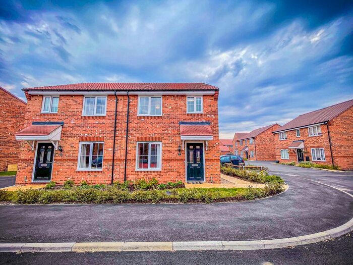 3 Bedroom Semi-Detached House To Rent In Jean Revill Close, Saxilby, Lincoln, LN1