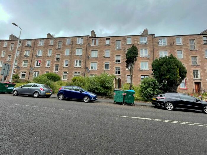 2 Bedroom Flat To Rent In Dens Road, Dundee, DD3