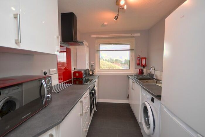 2 Bedroom Flat To Rent In Melville Park, East Kilbride, South Lanarkshire, G74