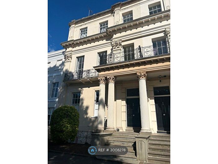 2 Bedroom Flat To Rent In Bath Road, Cheltenham, GL53