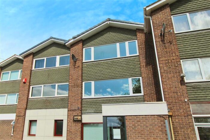 3 Bedroom Maisonette For Sale In Jackson Road, Wylam, NE41