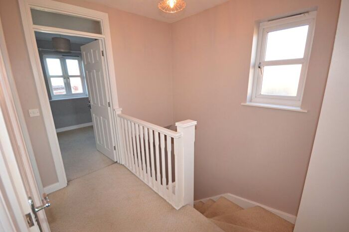 3 Bedroom End Of Terrace House For Sale In Meadow View, Newtown, Powys, SY16