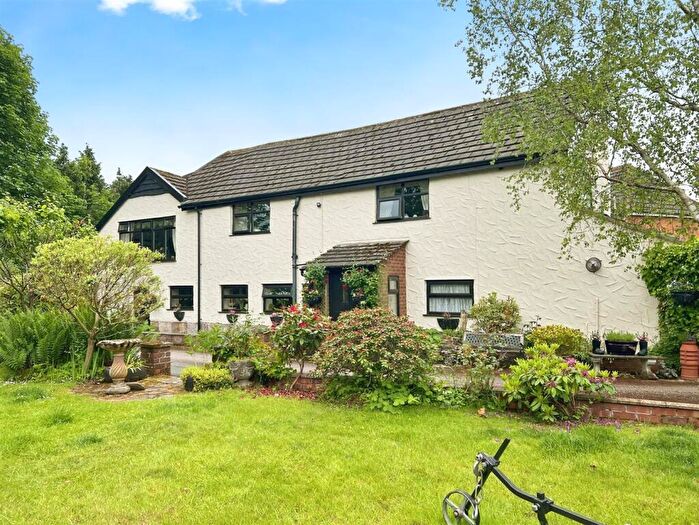 3 Bedroom Detached House For Sale In Canal Road, Congleton, CW12