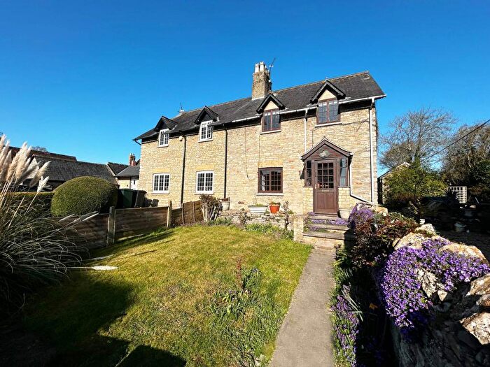 2 Bedroom Cottage To Rent In High Street, Weston Underwood, MK46