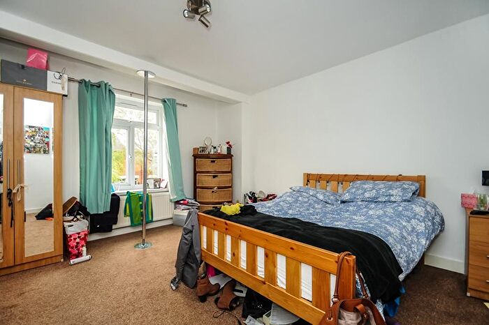 5 Bedroom Terraced House To Rent In Magdalen Road, Student Bedroom, OX4