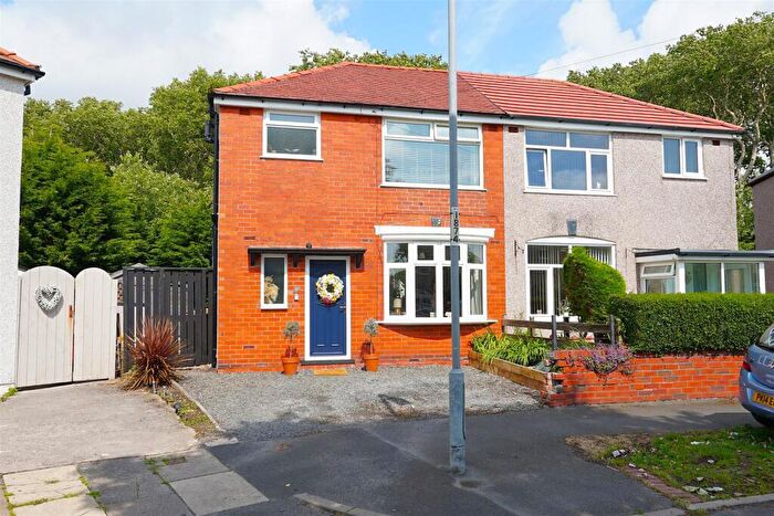 3 Bedroom Semi-Detached House For Sale In Cedar Road, Barrow-In-Furness, LA14