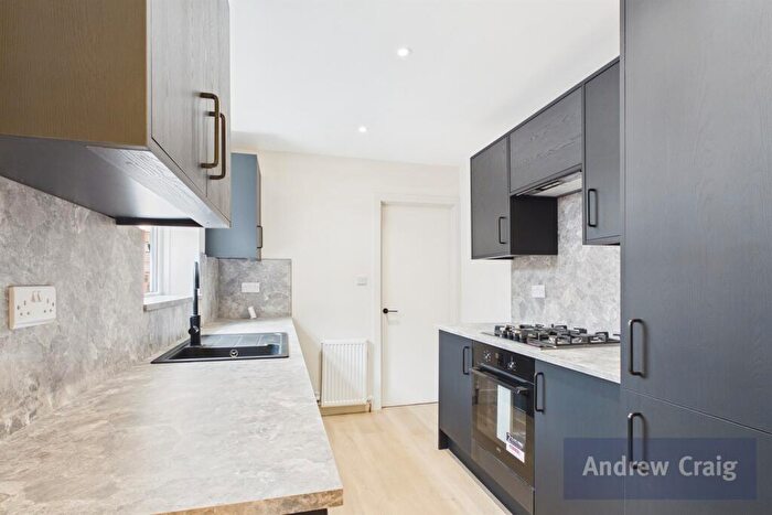 3 Bedroom Flat For Sale In St. Vincent Street, South Shields, NE33