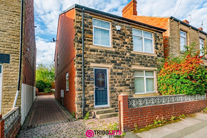 3 Bedroom Detached House For Sale In Cherry Tree Street, Elsecar, S74