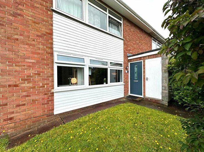 2 Bedroom Apartment To Rent In Nursery Close, Headington, OX3