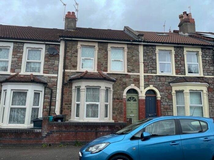 2 Bedroom Terraced House To Rent In Battersea Road, Bristol, BS5