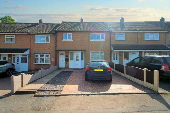 3 Bedroom Terraced House To Rent In High Street, Silverdale, Newcastle, ST5