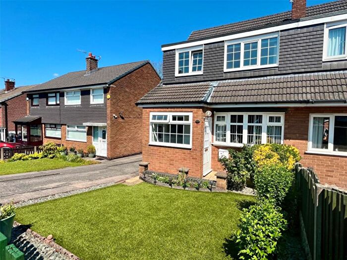3 Bedroom Semi-Detached House For Sale In Higher Lomax Lane, Heywood, Greater Manchester, OL10