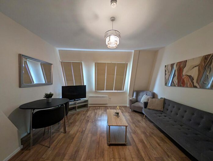 2 Bedroom Apartment To Rent In Bewick Road, Gateshead, NE8